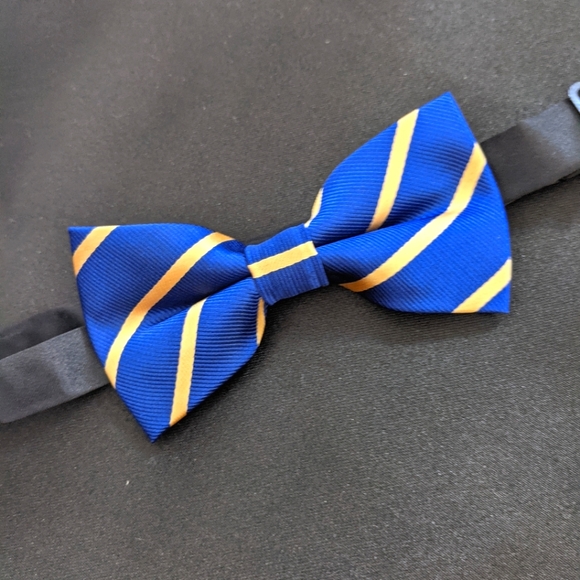 Bow Ties (3/20) - Picture 1 of 2